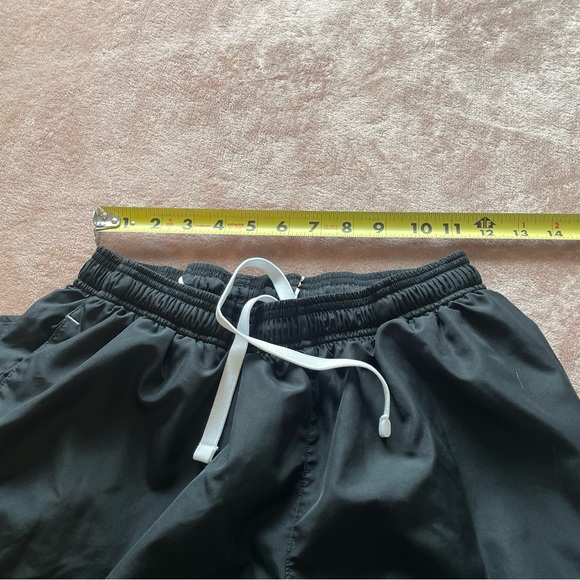 Under Armour Black and White Weatherproof Pants - Picture 9 of 12